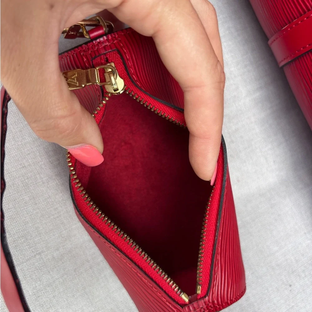 Louis Vuitton Red Satchel Bag - Picture 13 of 16